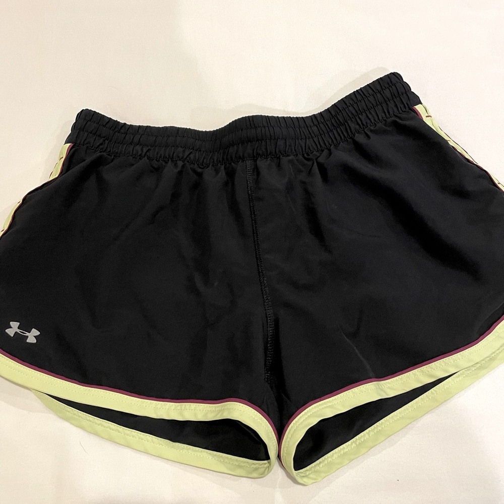 Under armour heat gear shorts